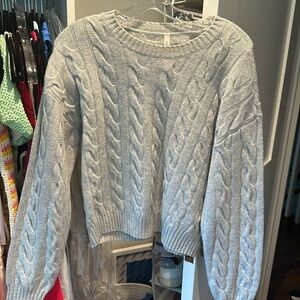 Aritzia gray cropped sweater